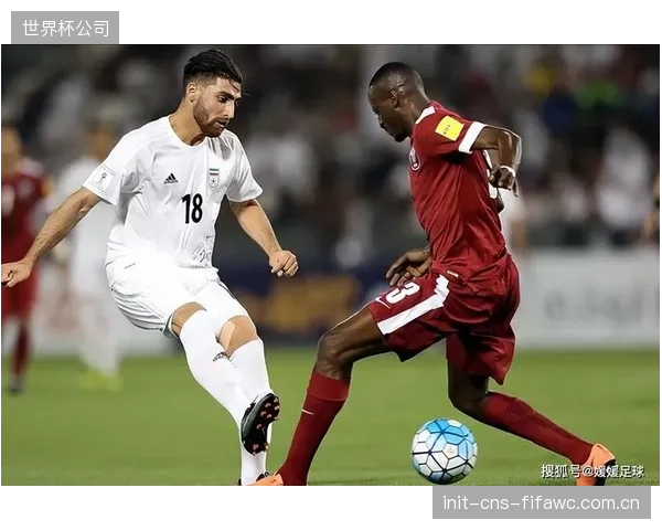 后腰埃扎托拉希在中场的覆盖和拦截能力,是伊朗队维持防守体系紧凑性的关键,他将负责扼制对手的核心组织者。 后腰埃扎托拉希在中场的覆盖和拦截能力,是伊朗队维持防守体系紧凑性的关键,他将负责扼制对手的核心组织者。